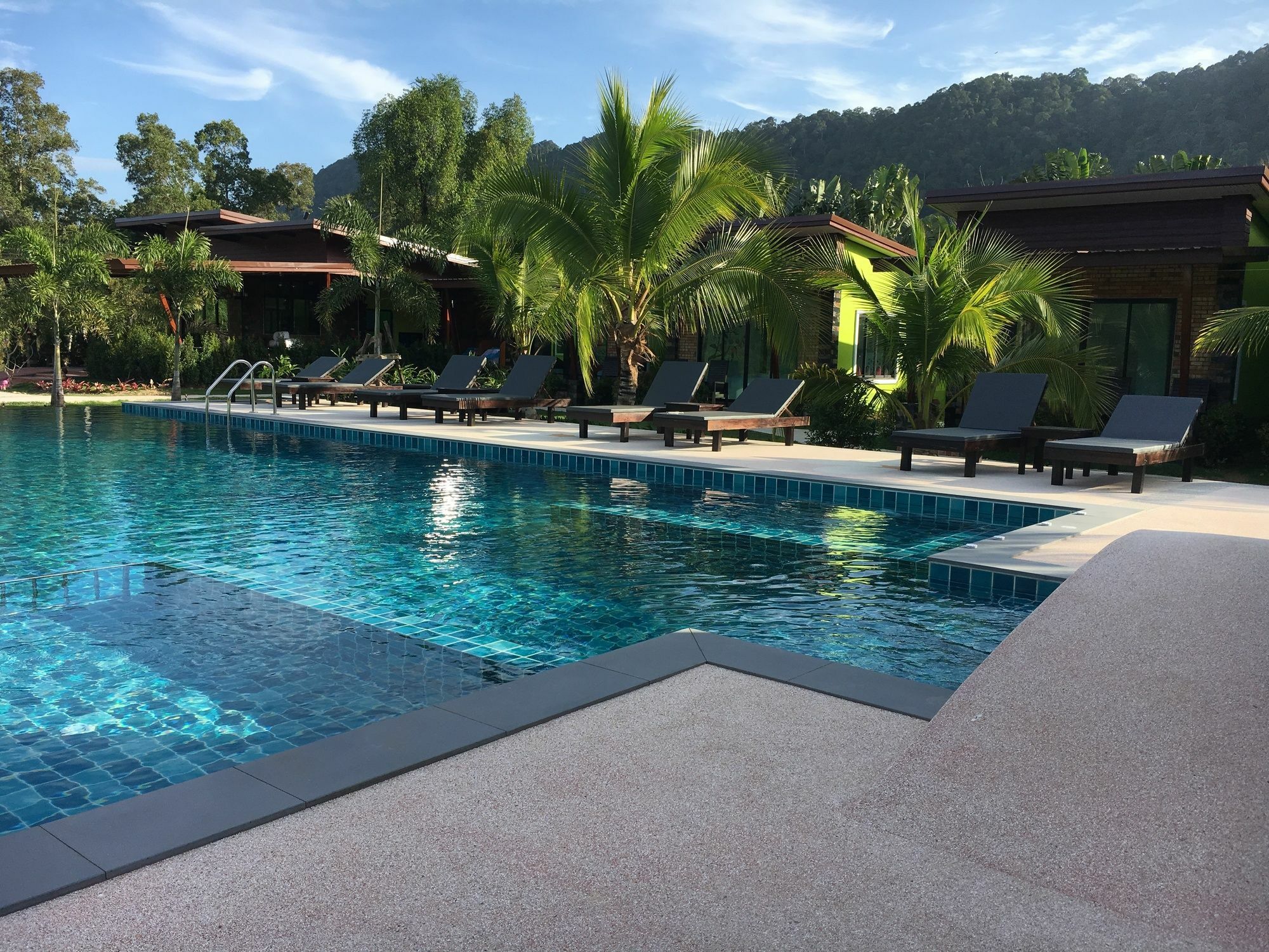 Siri Lanta Resort เกาะลันตา ภายนอก รูปภาพ