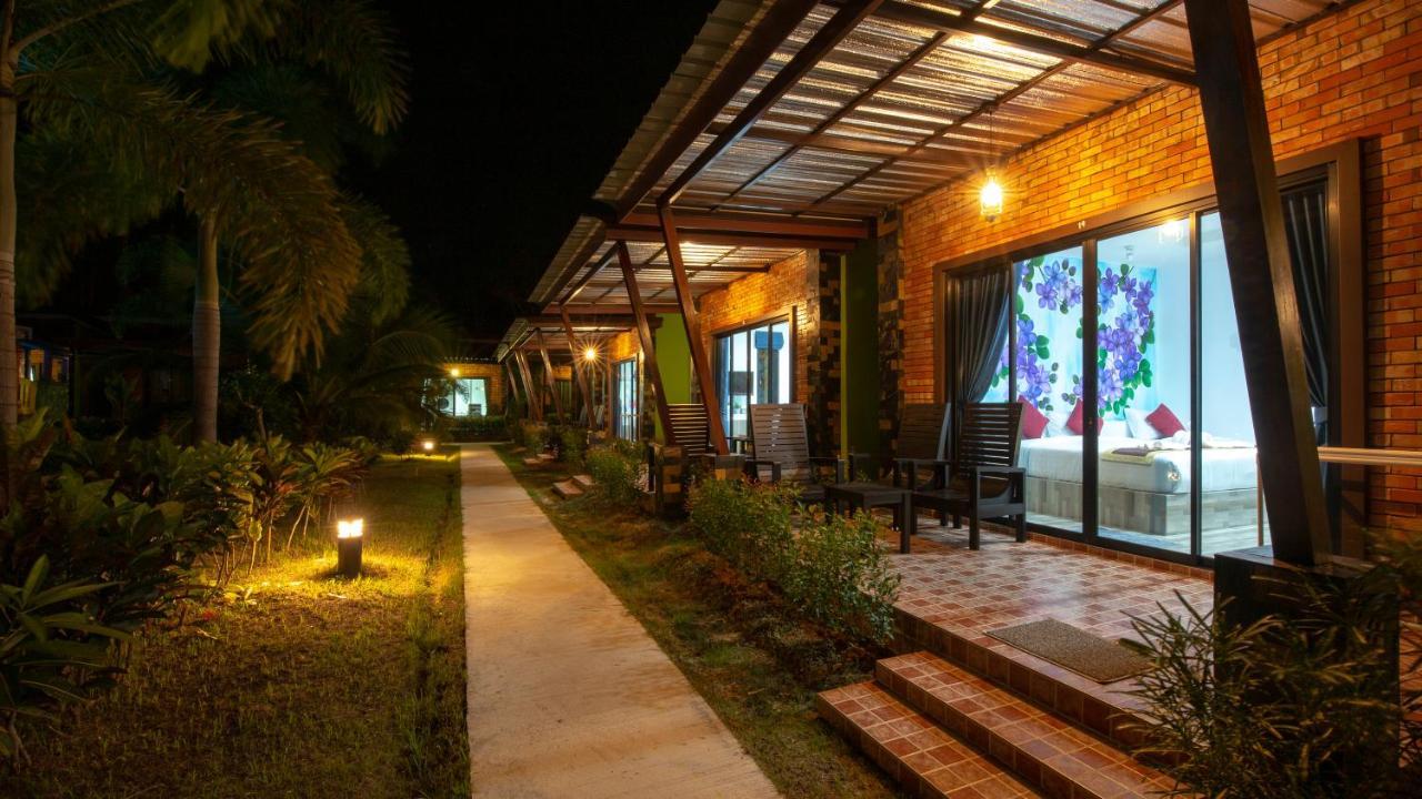 Siri Lanta Resort เกาะลันตา ภายนอก รูปภาพ